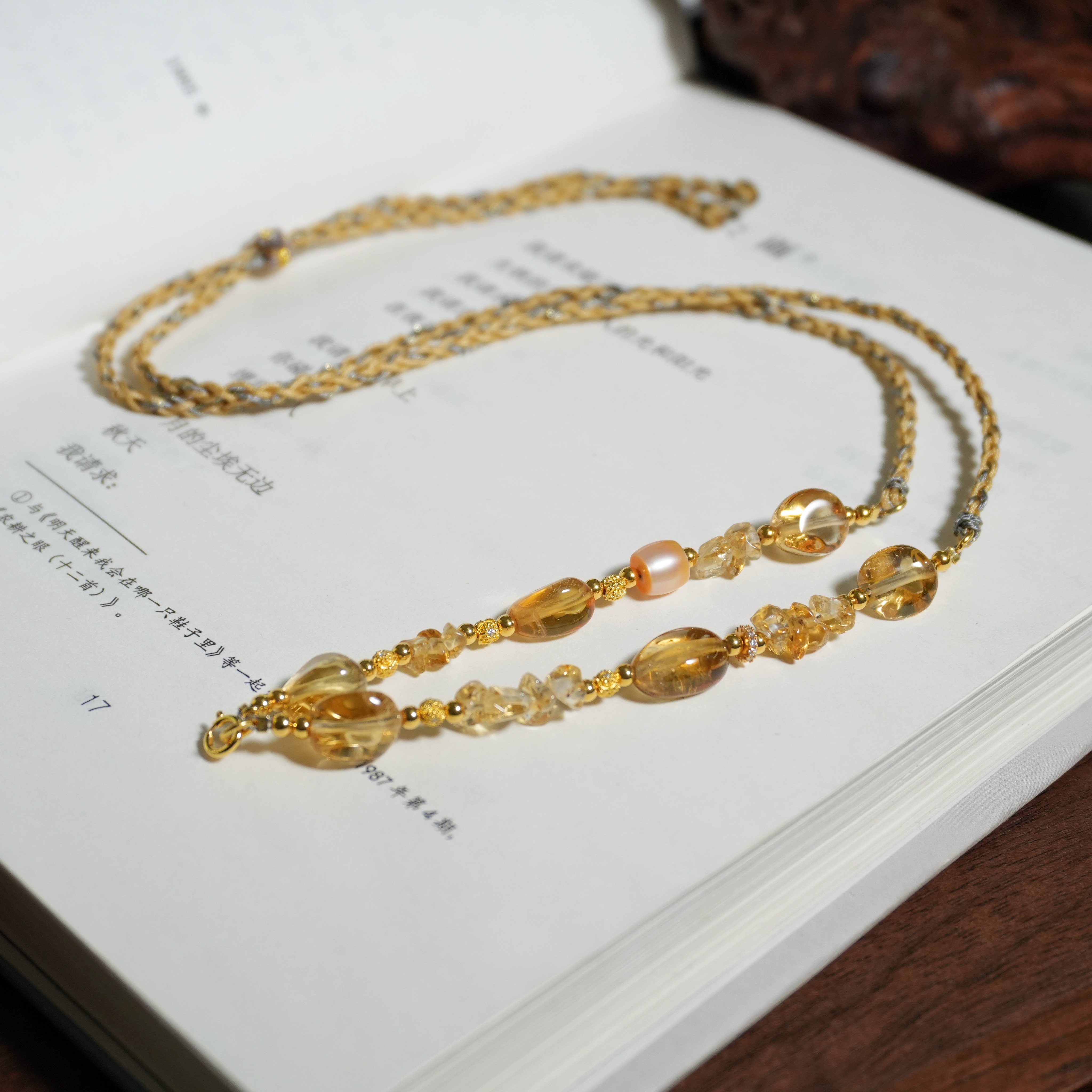 A1500 水晶银S925镶嵌 黄水随形绳链颈饰