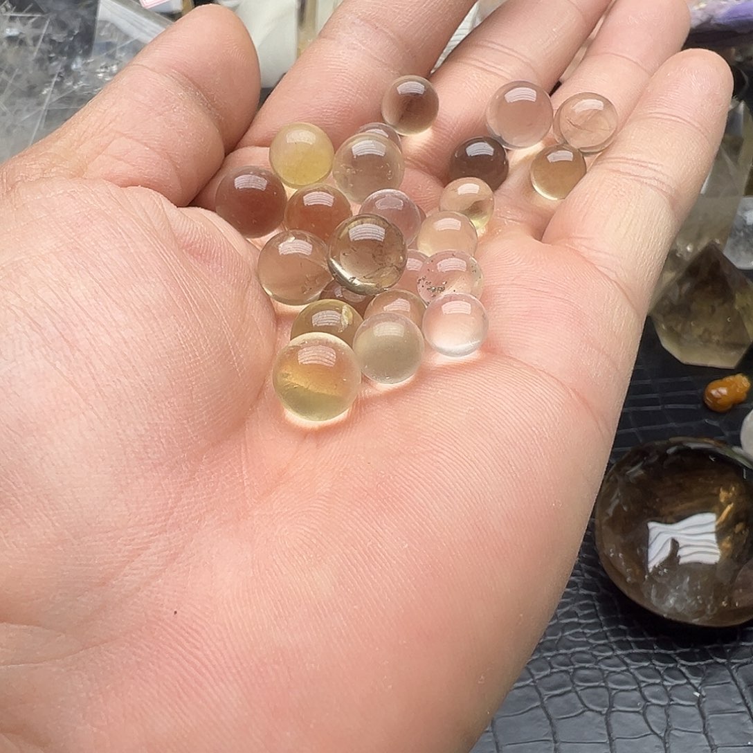 水晶未镶嵌珠宝半成品193