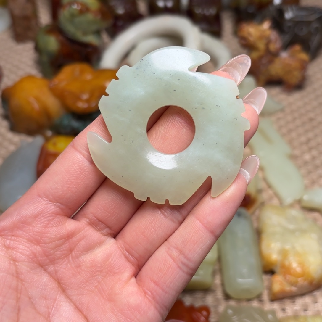 白玉菩提吊坠白玉菩提——白玉菩提