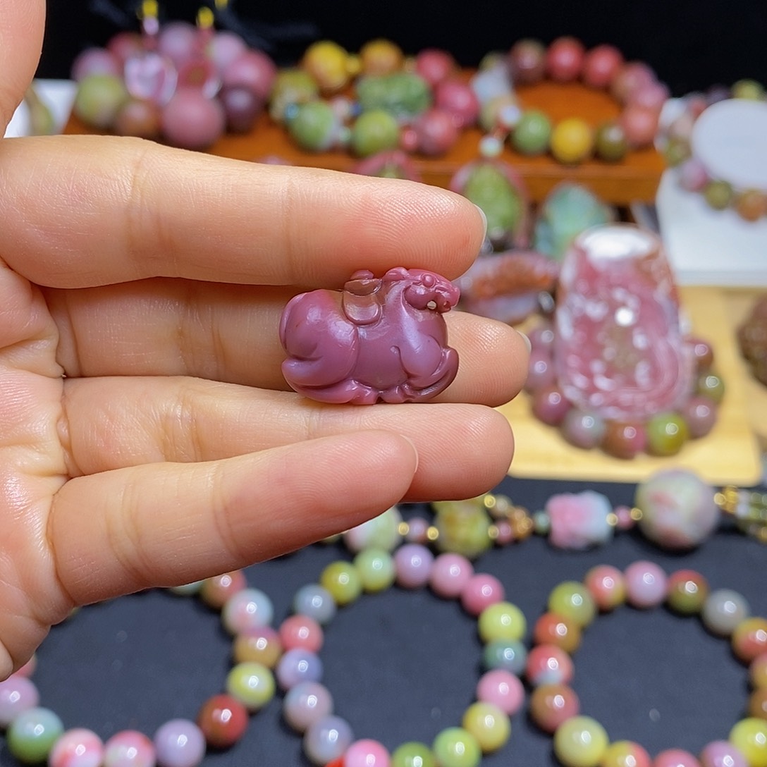 玛瑙/玉髓盐源玛瑙大漏大炸未镶嵌唐马