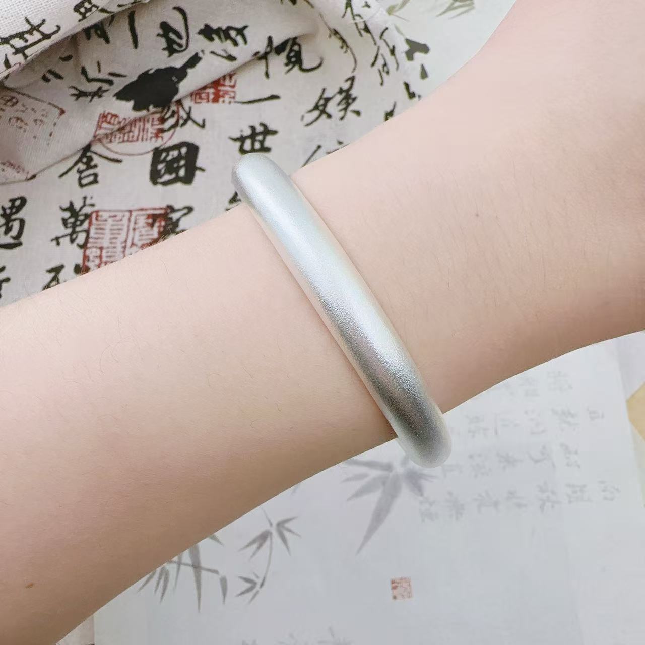 足银手镯 S999银手工银素银素圈手镯开口简约款女性礼物         