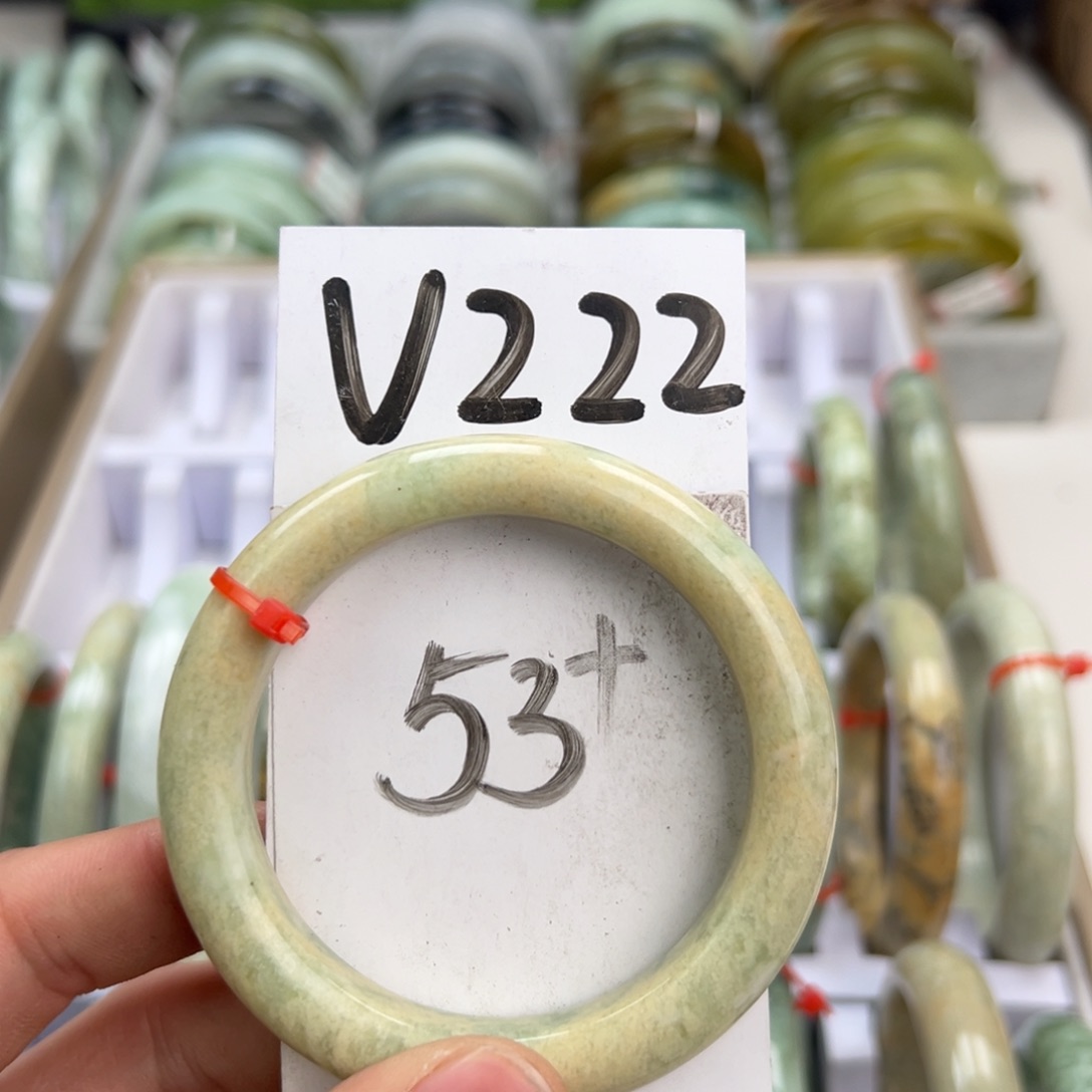 岫玉手镯未镶嵌天然岫玉