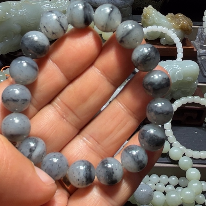 和田玉手链未镶嵌编****)