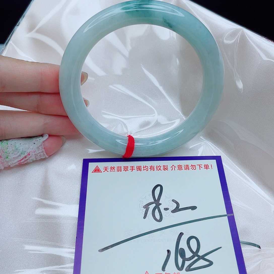 翡翠未镶嵌手镯翡翠