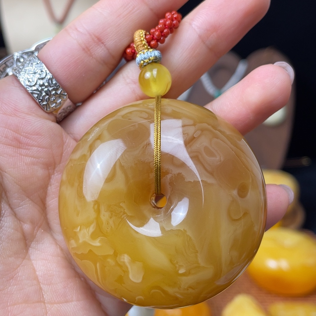 琥珀未镶嵌珠宝奇石