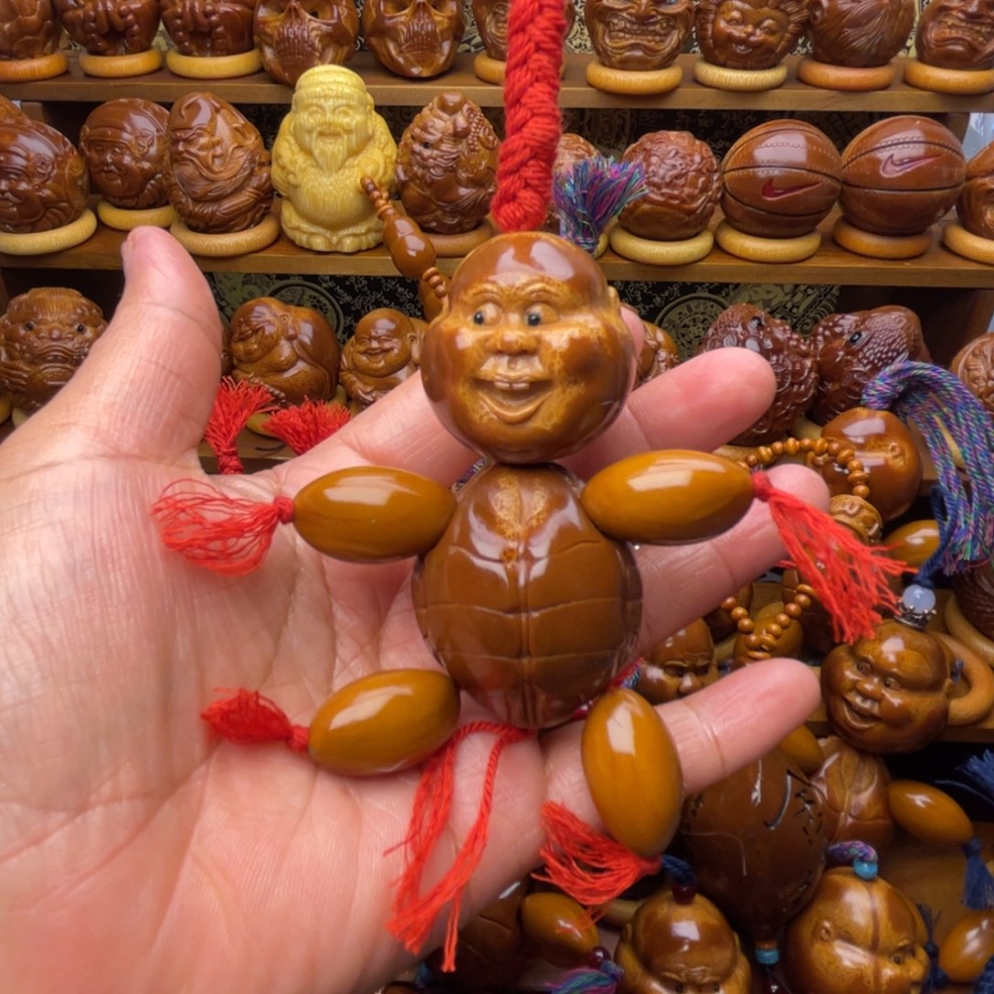 吊坠橄榄核一个红色富贵