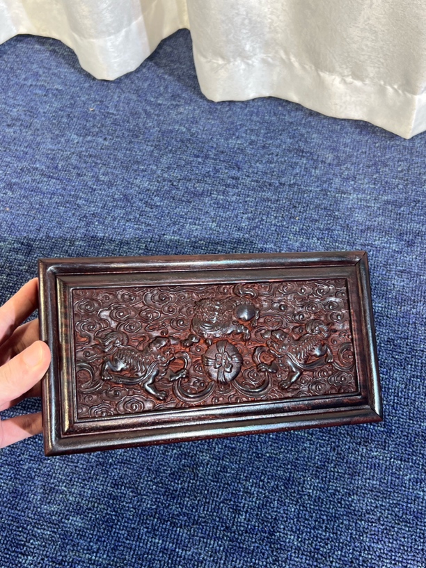 红酸枝双狮戏球抽拉盒