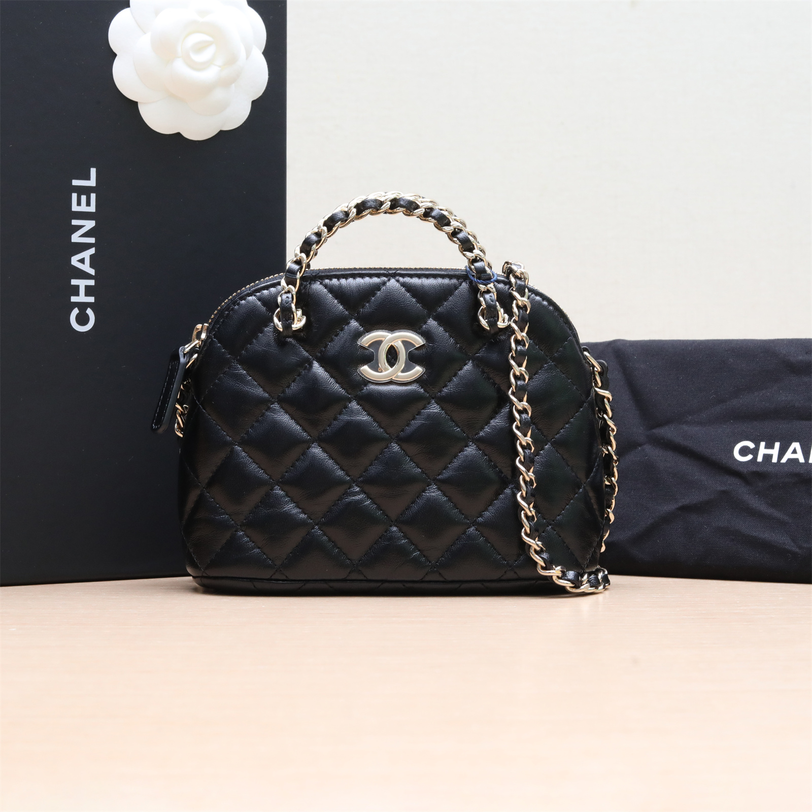 99新 Chanel/香奈儿 小花攀攀23S链条手柄 贝壳包 小号黑色 皮革S