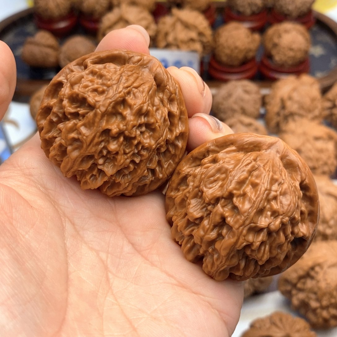 【闪购商品】文玩核桃吊坠43尺金麒麟