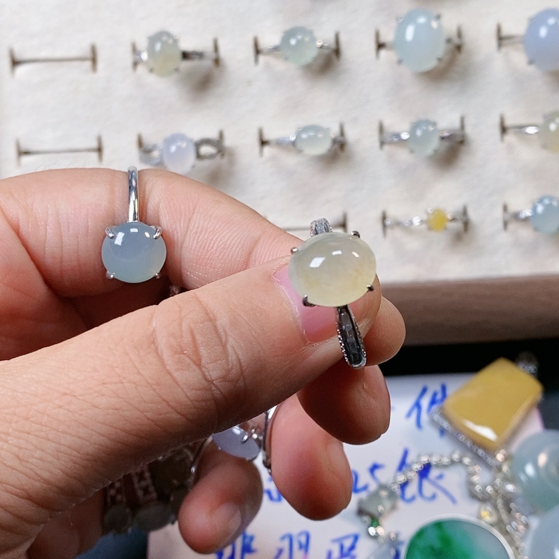 小***帽翡翠银S925镶嵌戒指