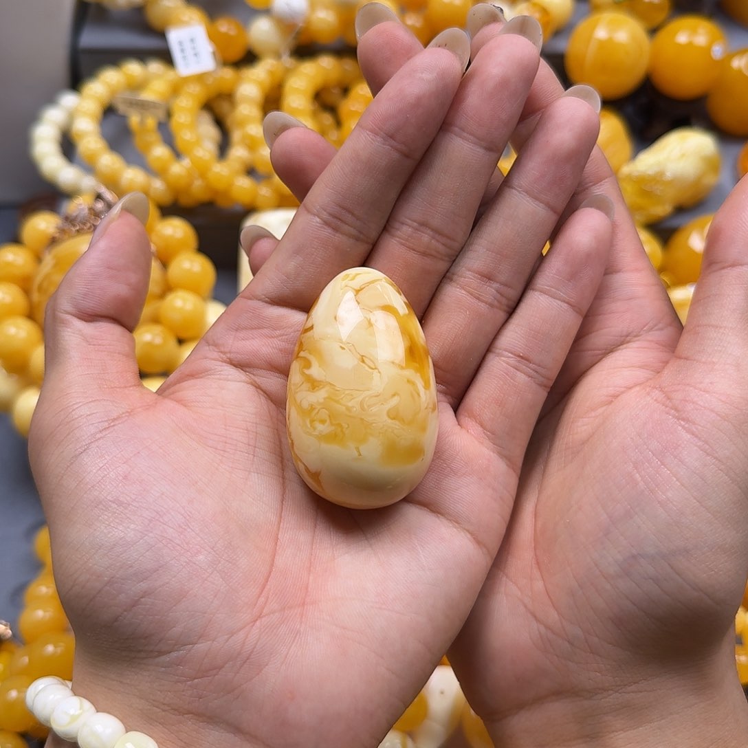 未镶嵌琥珀珠宝奇石水滴