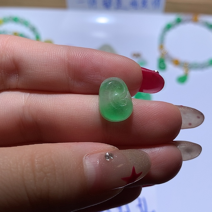 翡翠未镶嵌颈饰无镶嵌9