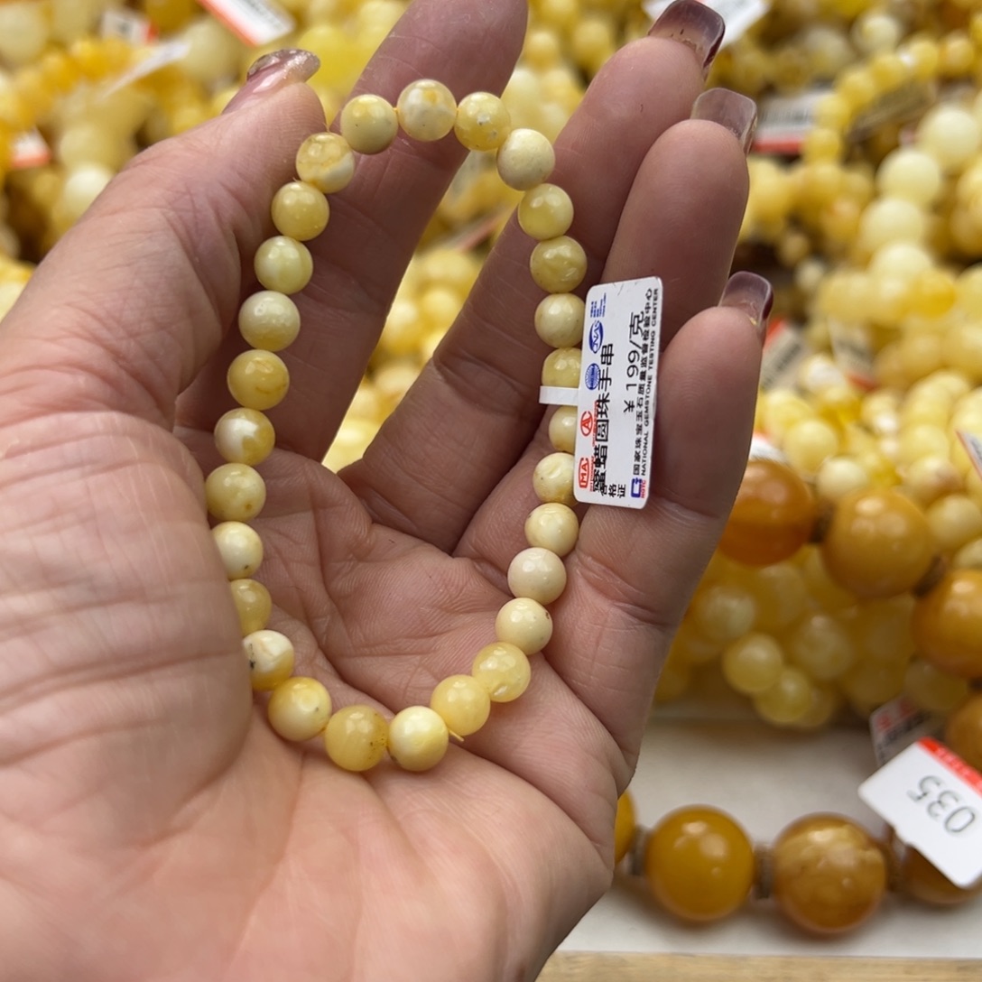 琥珀珠宝奇石未镶嵌