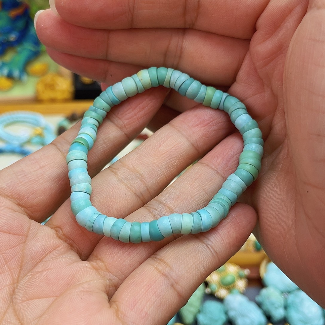 未镶嵌绿松石手链