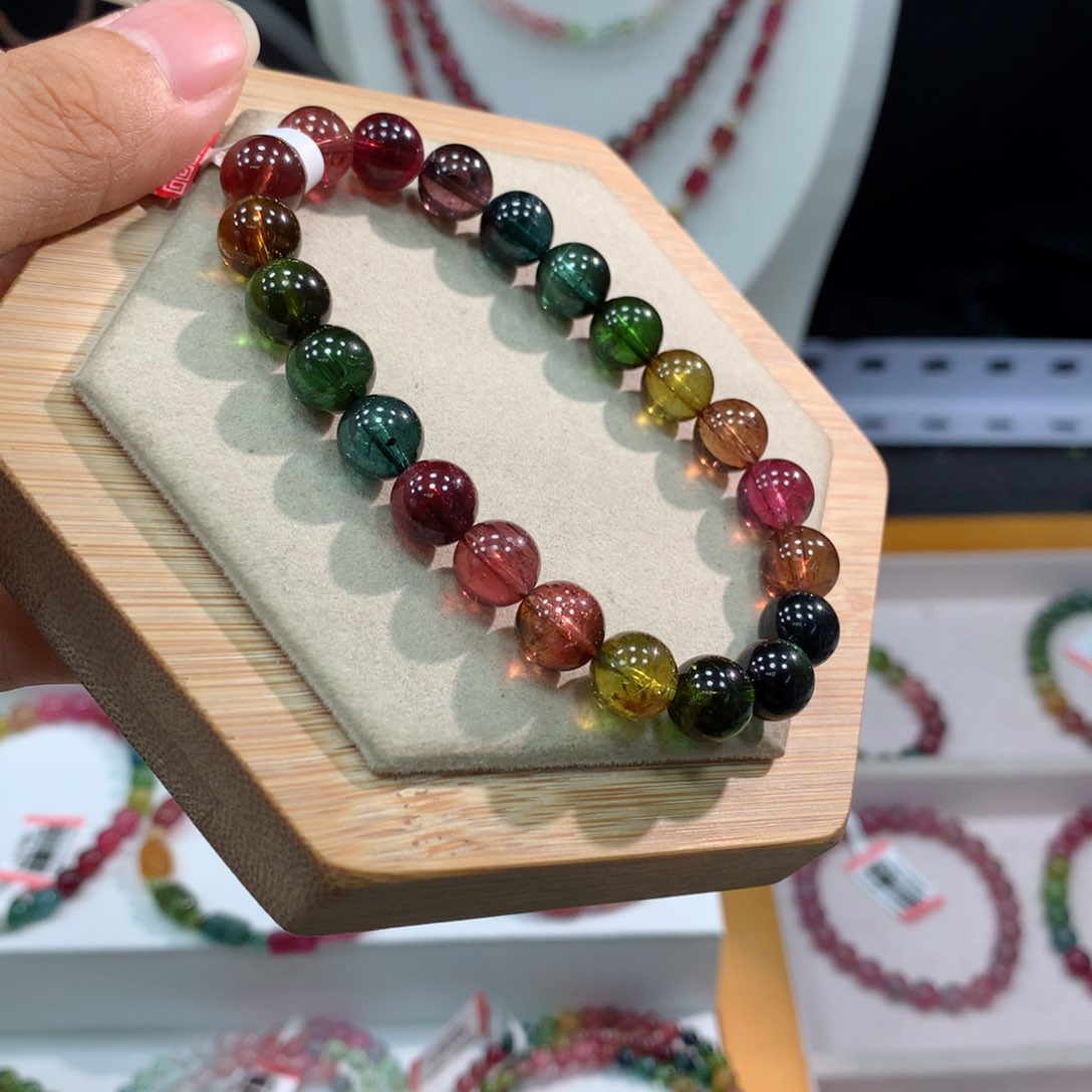 手链未镶嵌碧玺    8.7mm。   