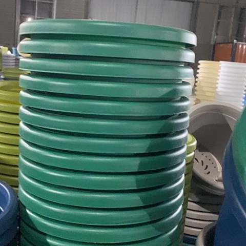 树脂四季4号祖母绿无托8个