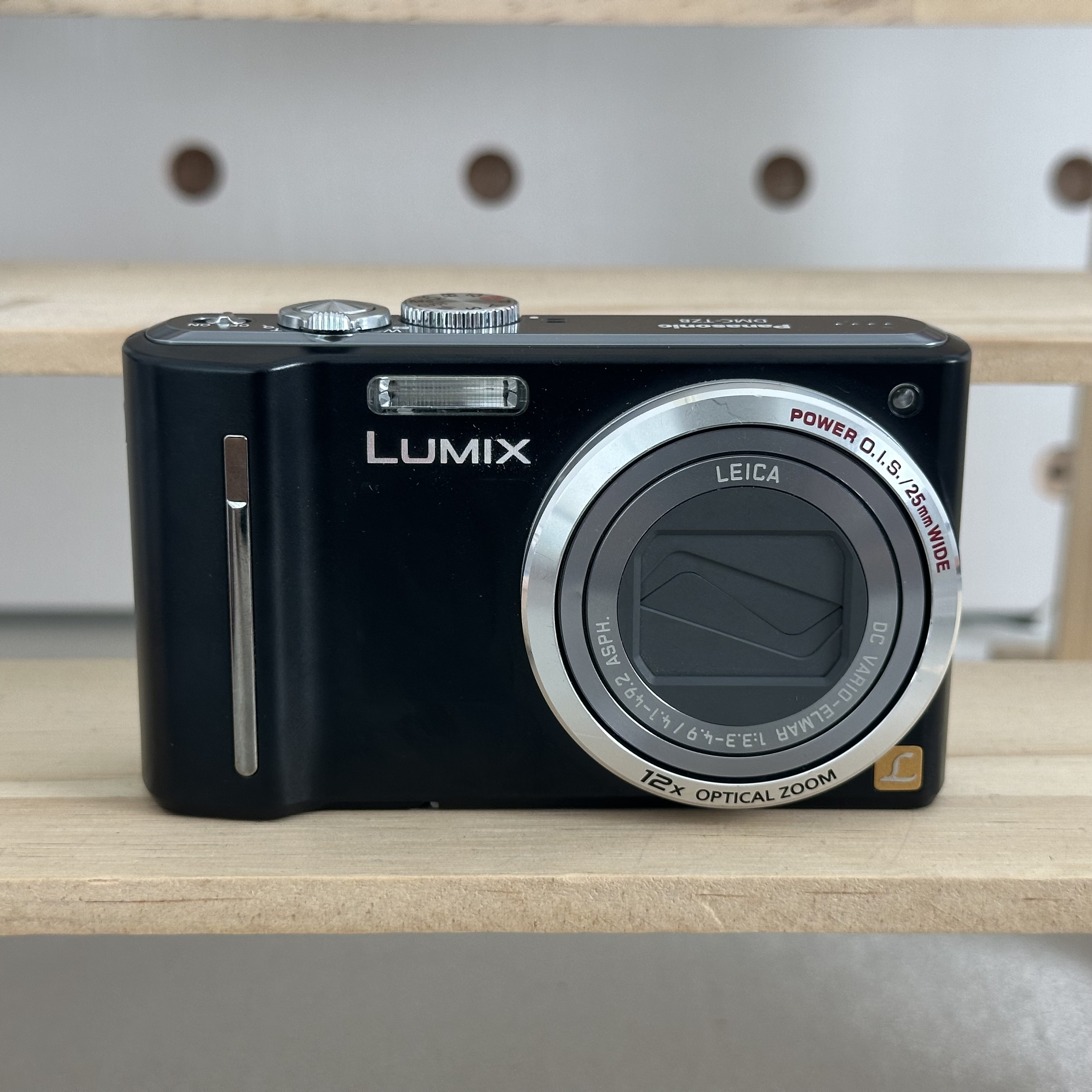 99新 Panasonic/松下 TZ8 1200万像素12倍光学变焦清晰冷白