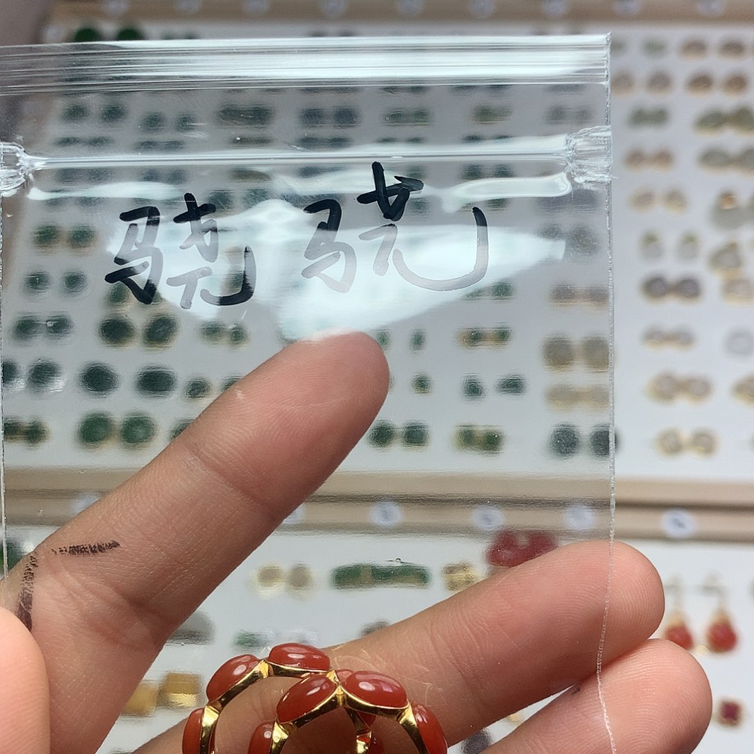 银S925镀金镶嵌南红玛瑙耳饰骁*