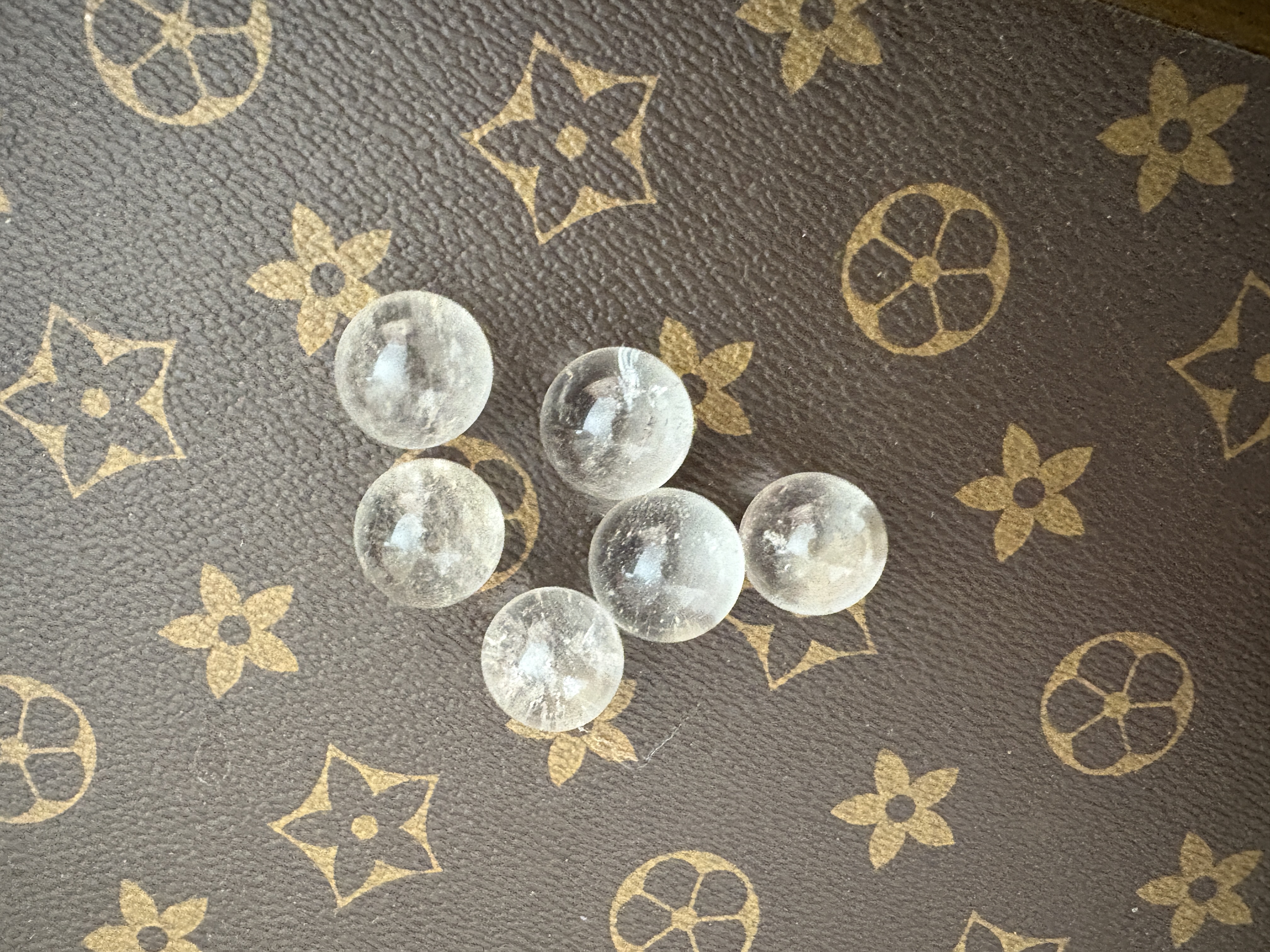 天然  白水晶球 多样性 发 其一