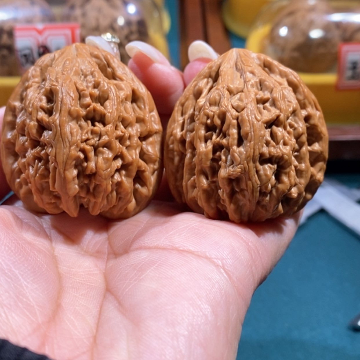 【闪购商品】文玩核桃吊坠一*哥虎头王