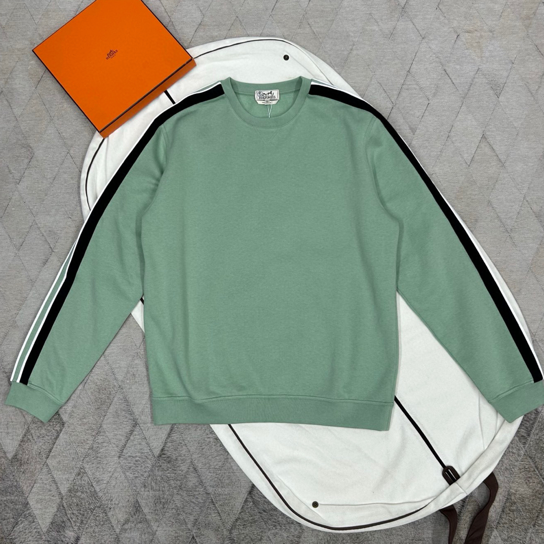 未使用 Hermes/爱马仕 135271 牛油果绿卫衣侧面尼龙H拼接