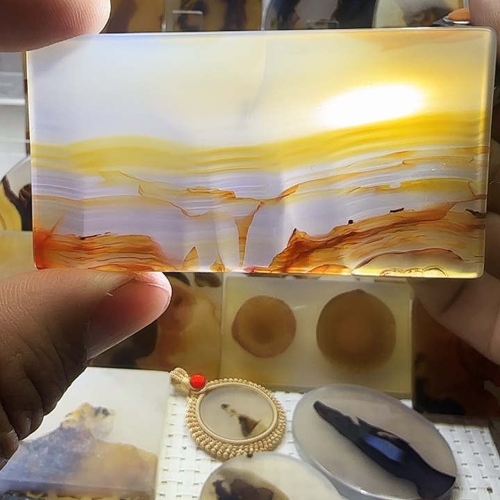 玛瑙/玉髓未镶嵌珠宝奇石