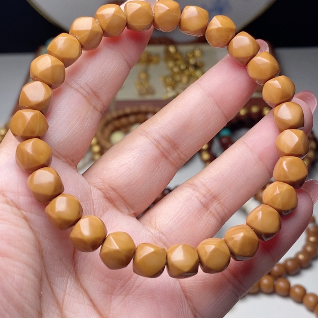 小***纪手串猴头核桃精品