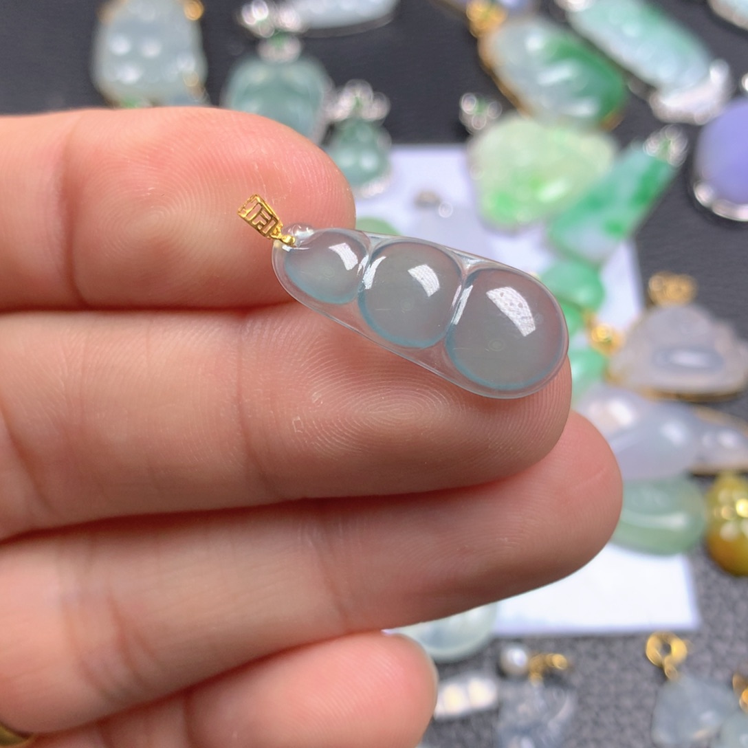 【闪购商品】翡翠颈饰18K金镶嵌翡翠