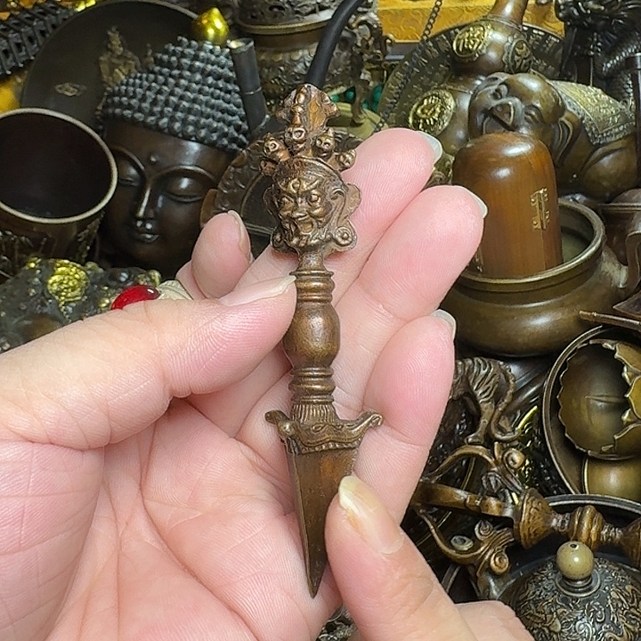 铜器摆件收收藏藏