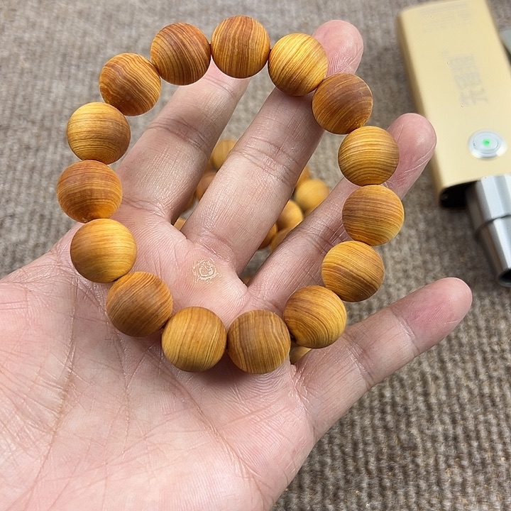 柏木太行崖柏1.5陈化。。。。。。。