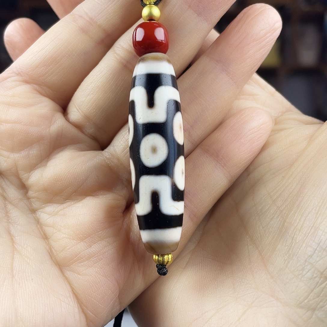 玛瑙/玉髓合金颈饰行运