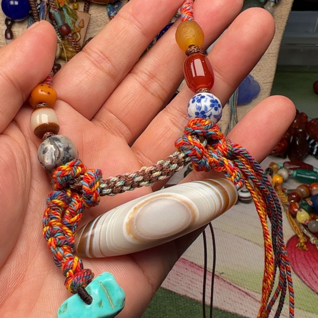 玛瑙/玉髓颈饰未镶嵌