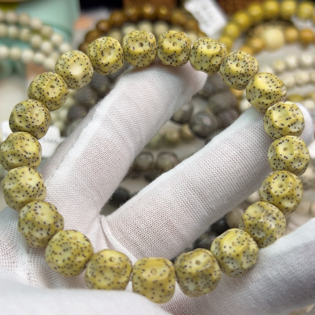 星月菩提手串?****o星月无相