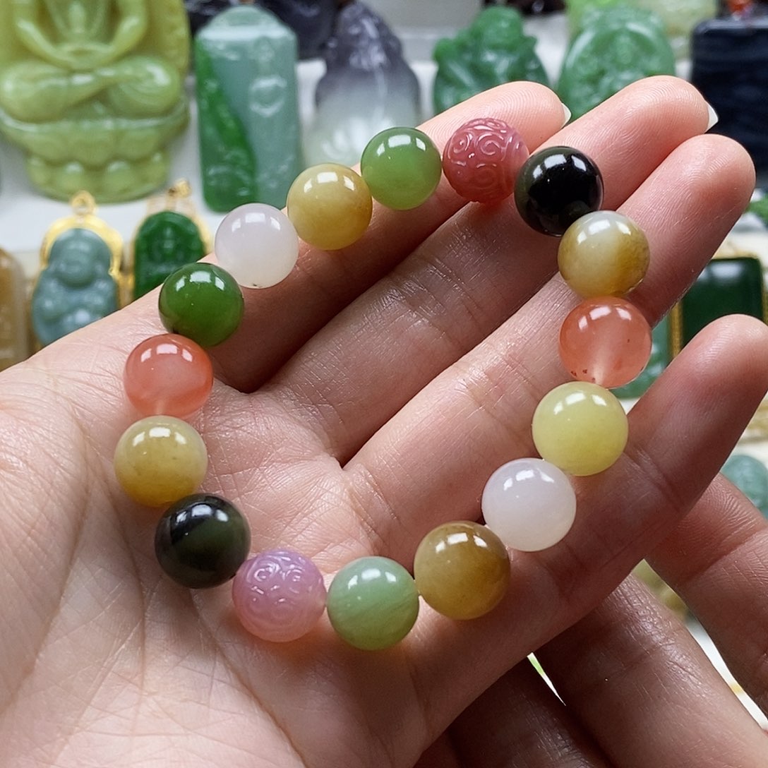 和田玉颈饰卡12未镶嵌