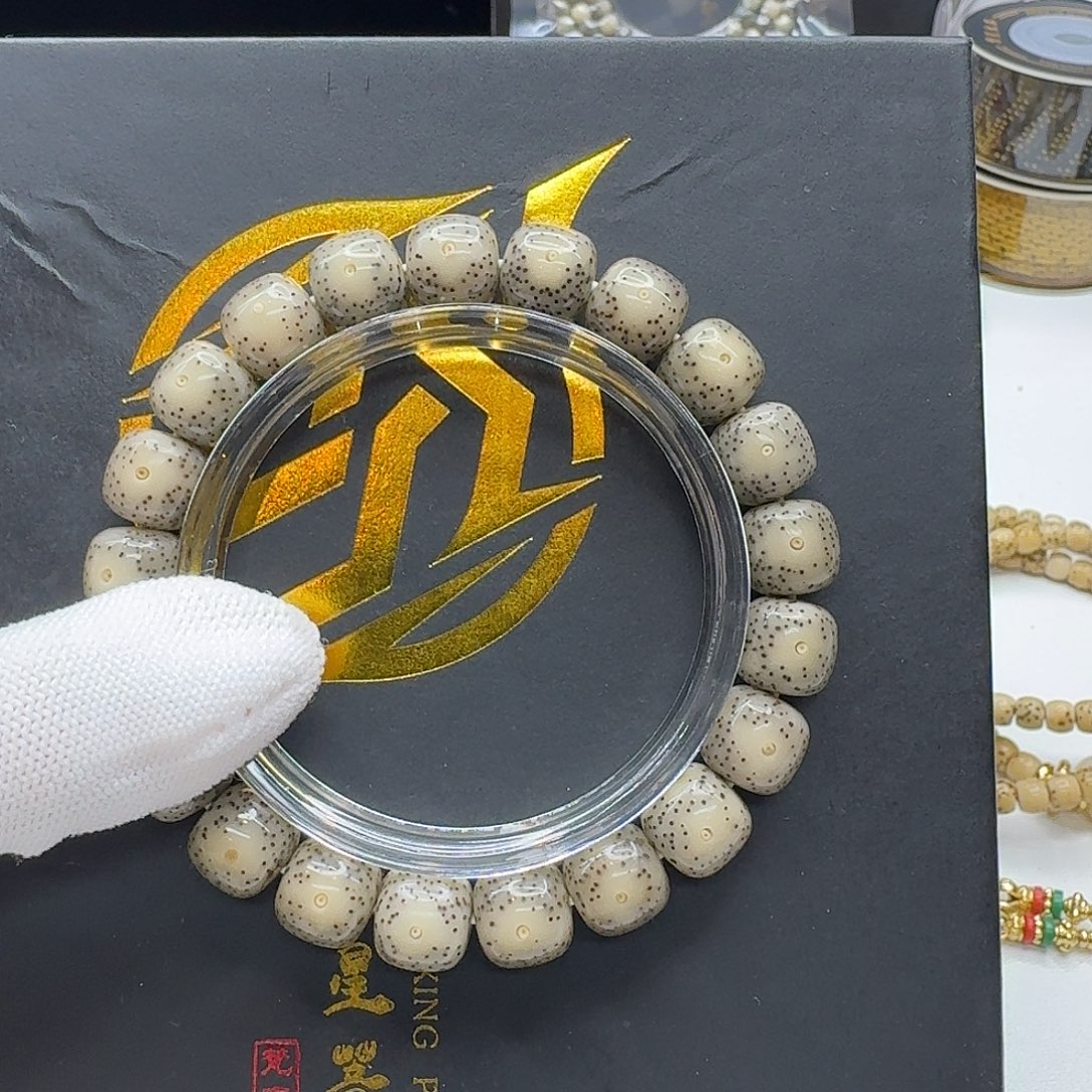 哈***子吊坠星月菩提113一物一图冰糖大眼睛稀星11左右单