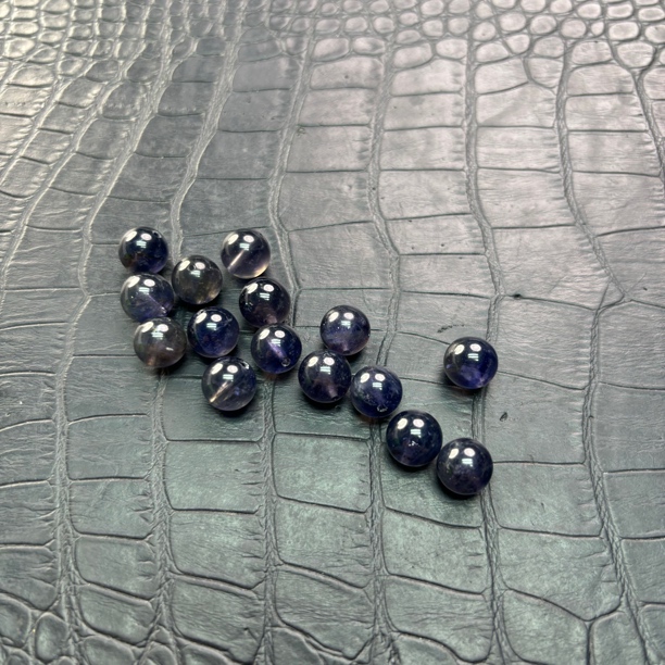 堇青石单珠LZY18多样性发其一