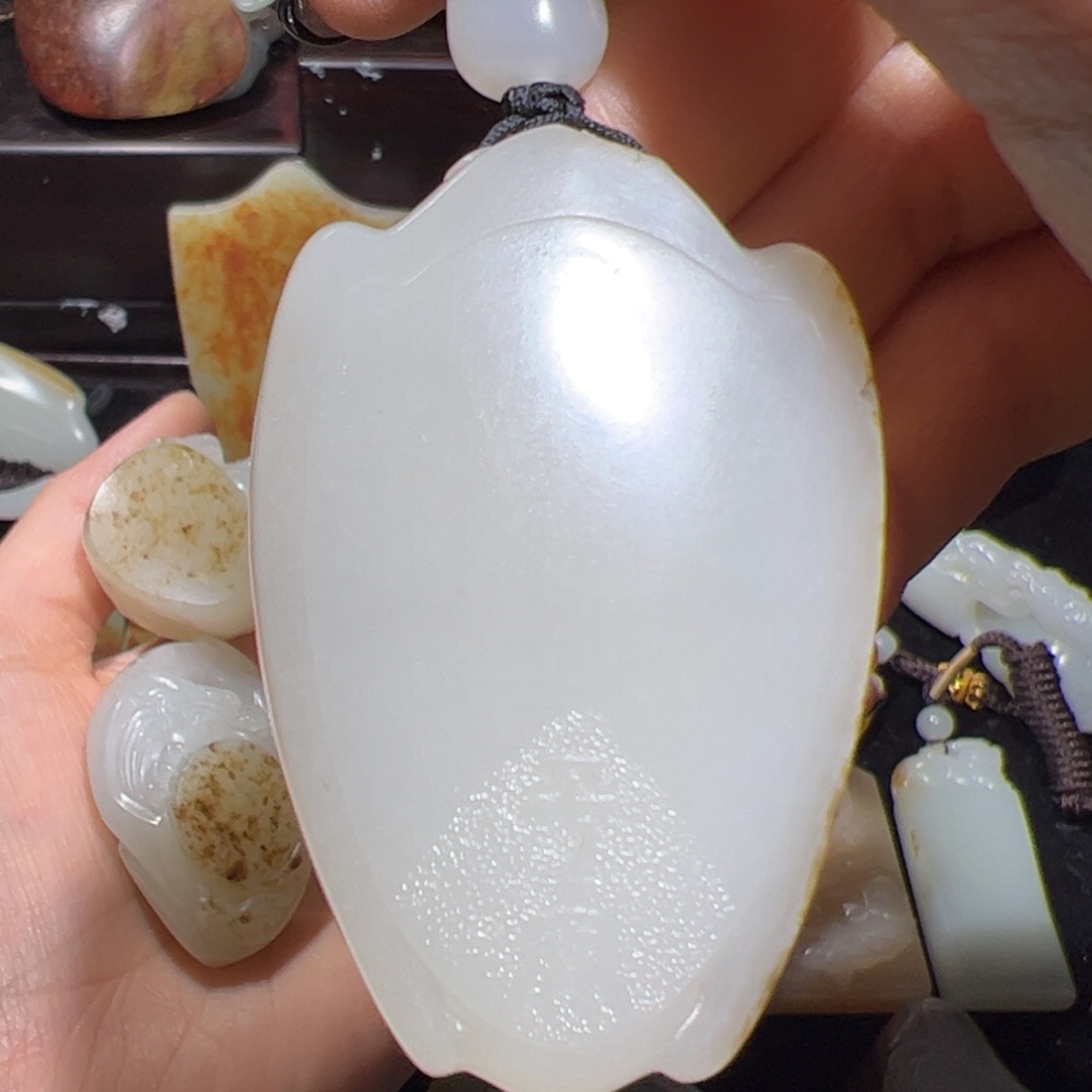 和田玉（子料）未镶嵌颈饰