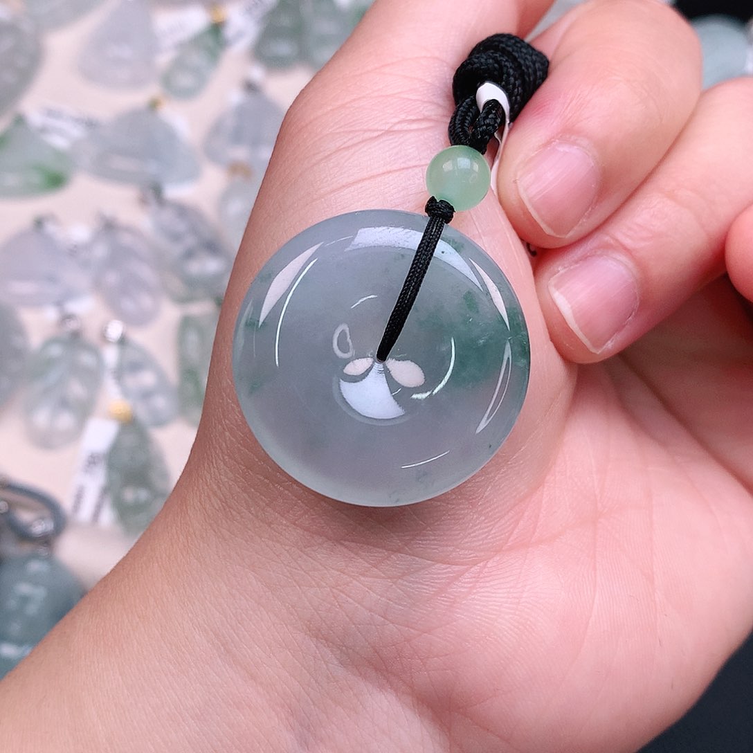 翡翠颈饰未镶嵌冰胶飘绿扣30*6