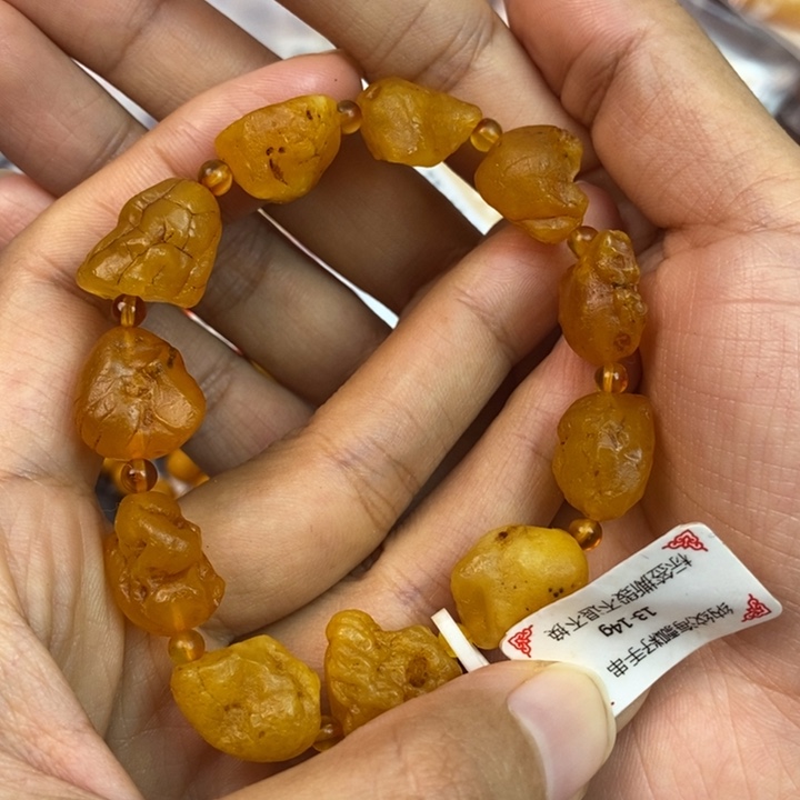 琥珀未镶嵌珠宝奇石