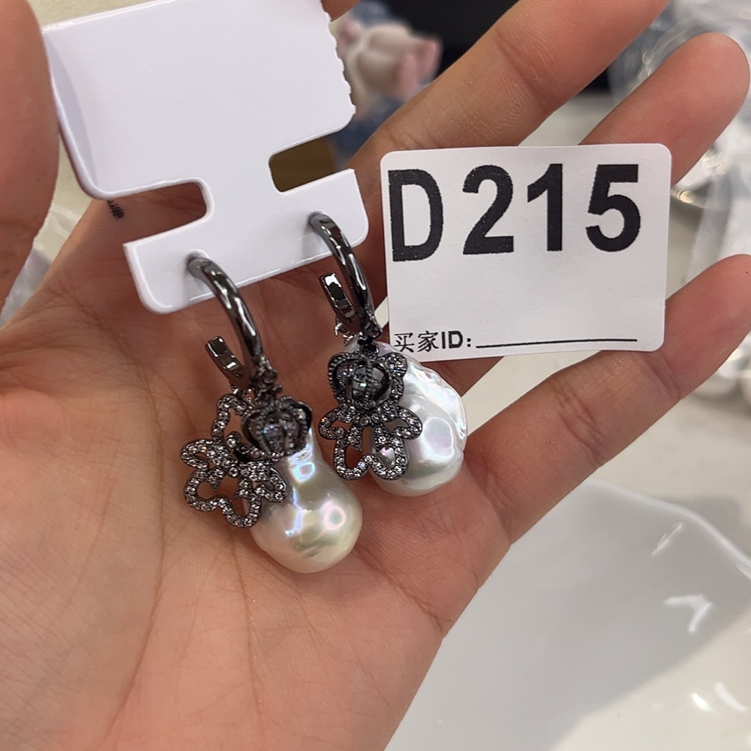 淡水珍珠合金耳饰