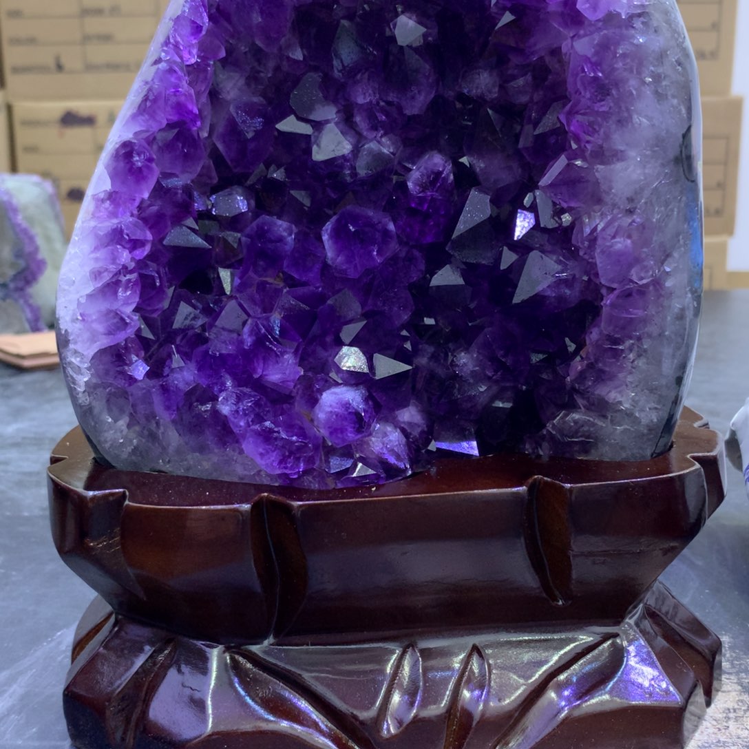 水晶摆件未镶嵌济****校紫晶屏风137