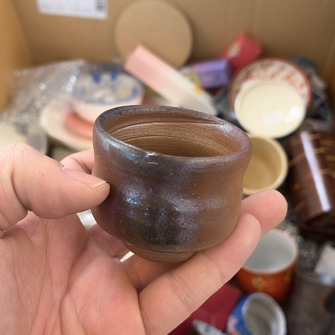 盖碗在一起就是要开心的生活才能快乐