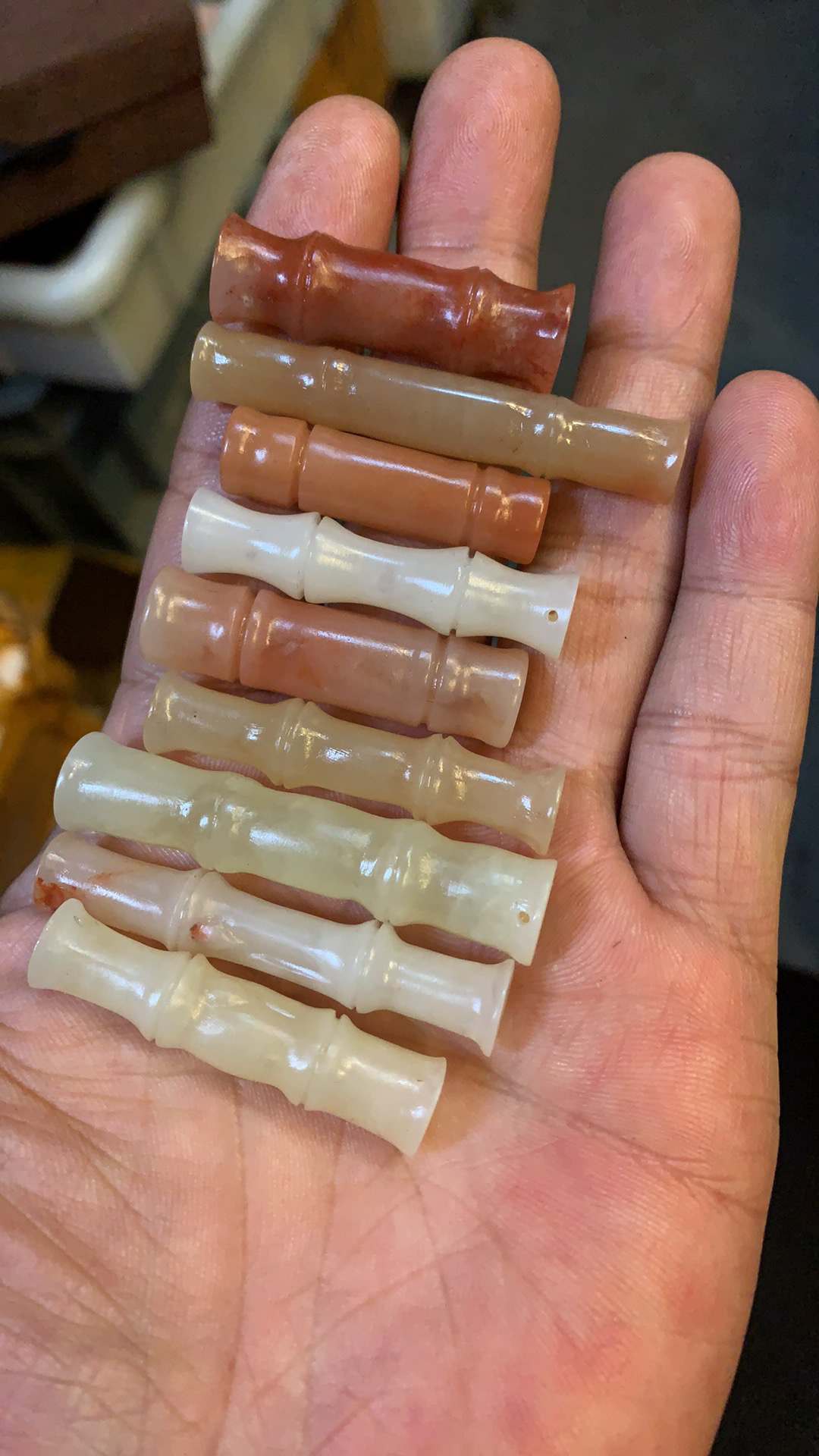 老挝石         
