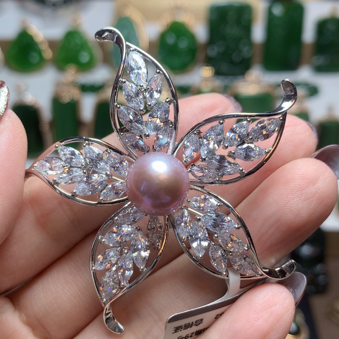 淡水珍珠胸饰银S925镶嵌