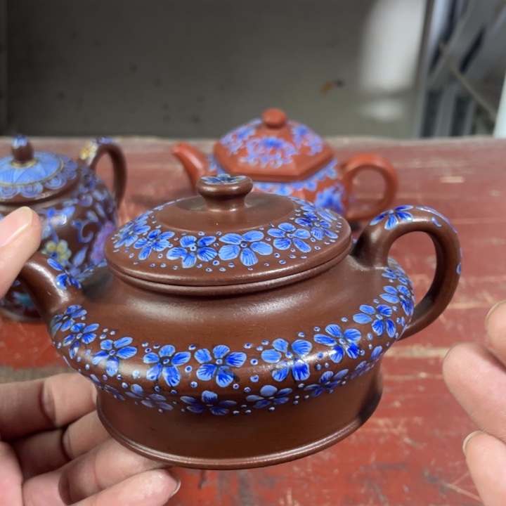 紫砂茶壶老厂紫砂壶一件。