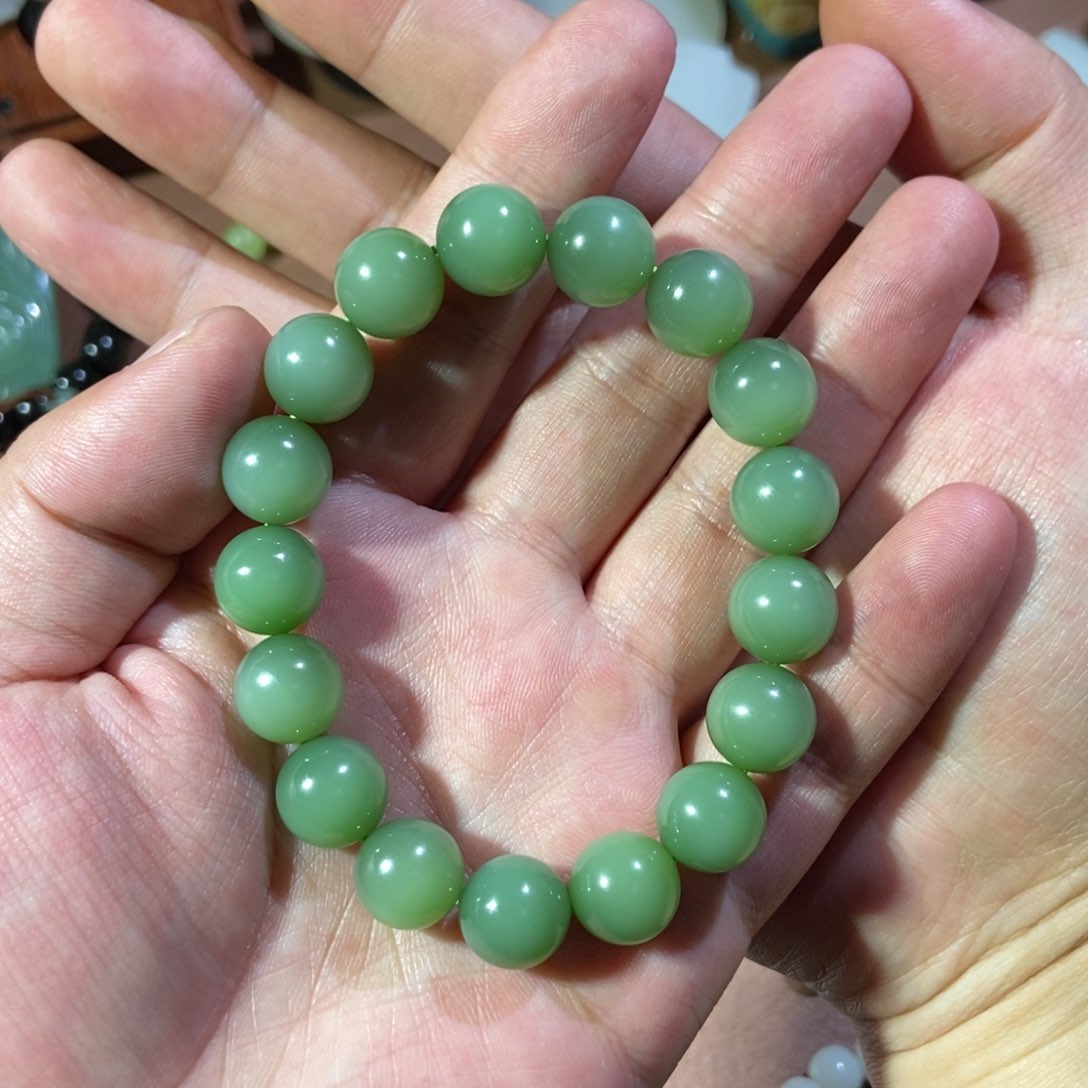 未镶嵌手链和田玉小**爹