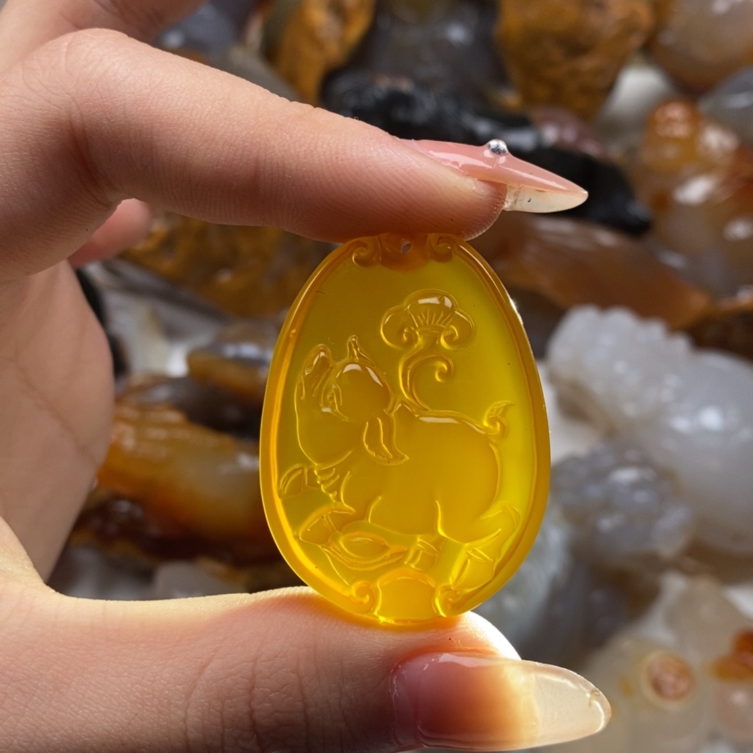 玛瑙/玉髓未镶嵌颈饰