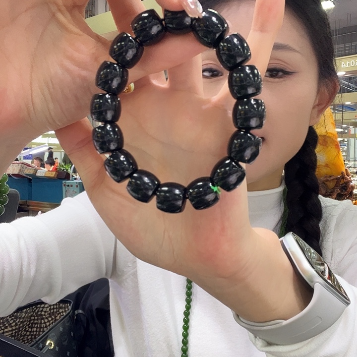 云***泥和田玉未镶嵌手链