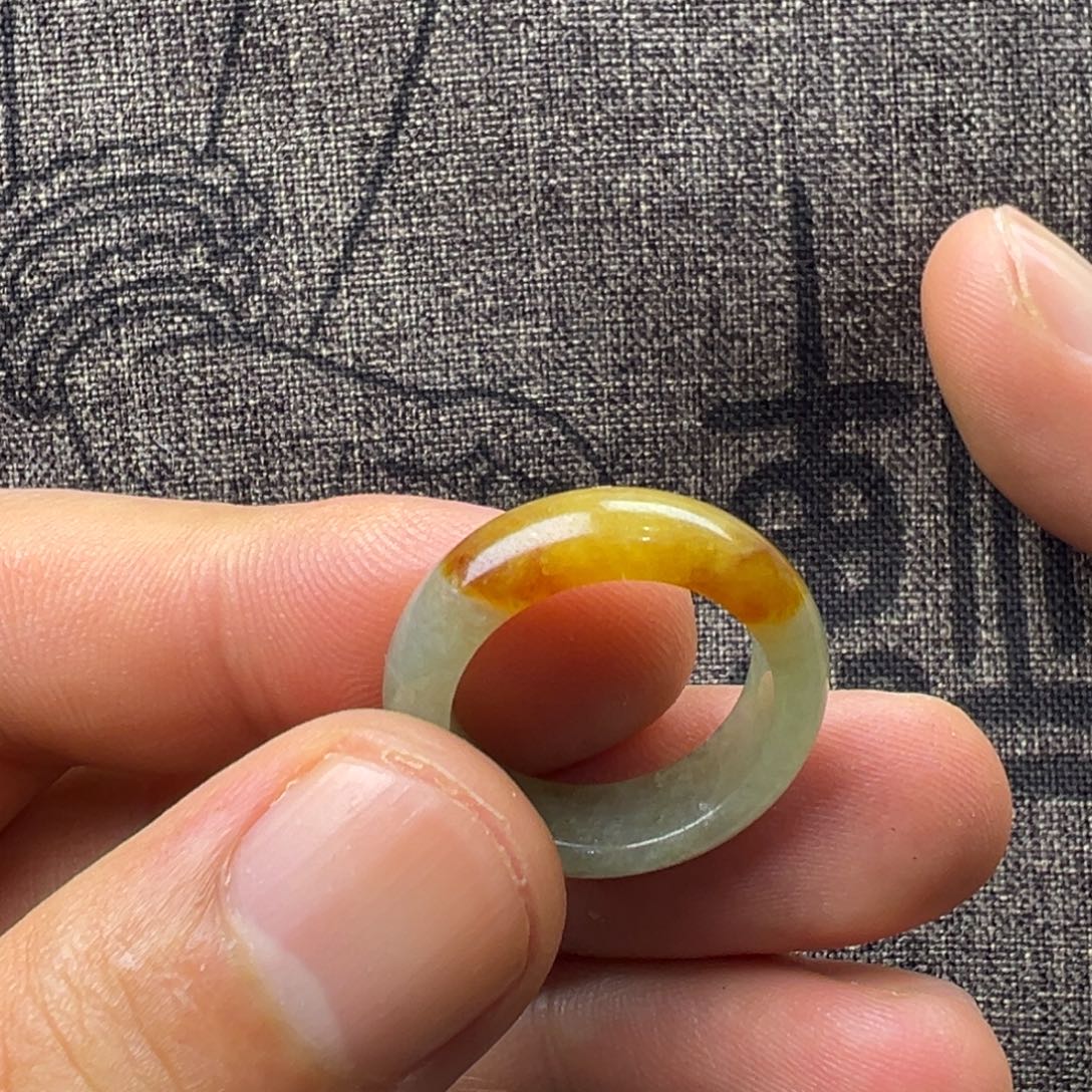 翡翠未镶嵌颈饰66666