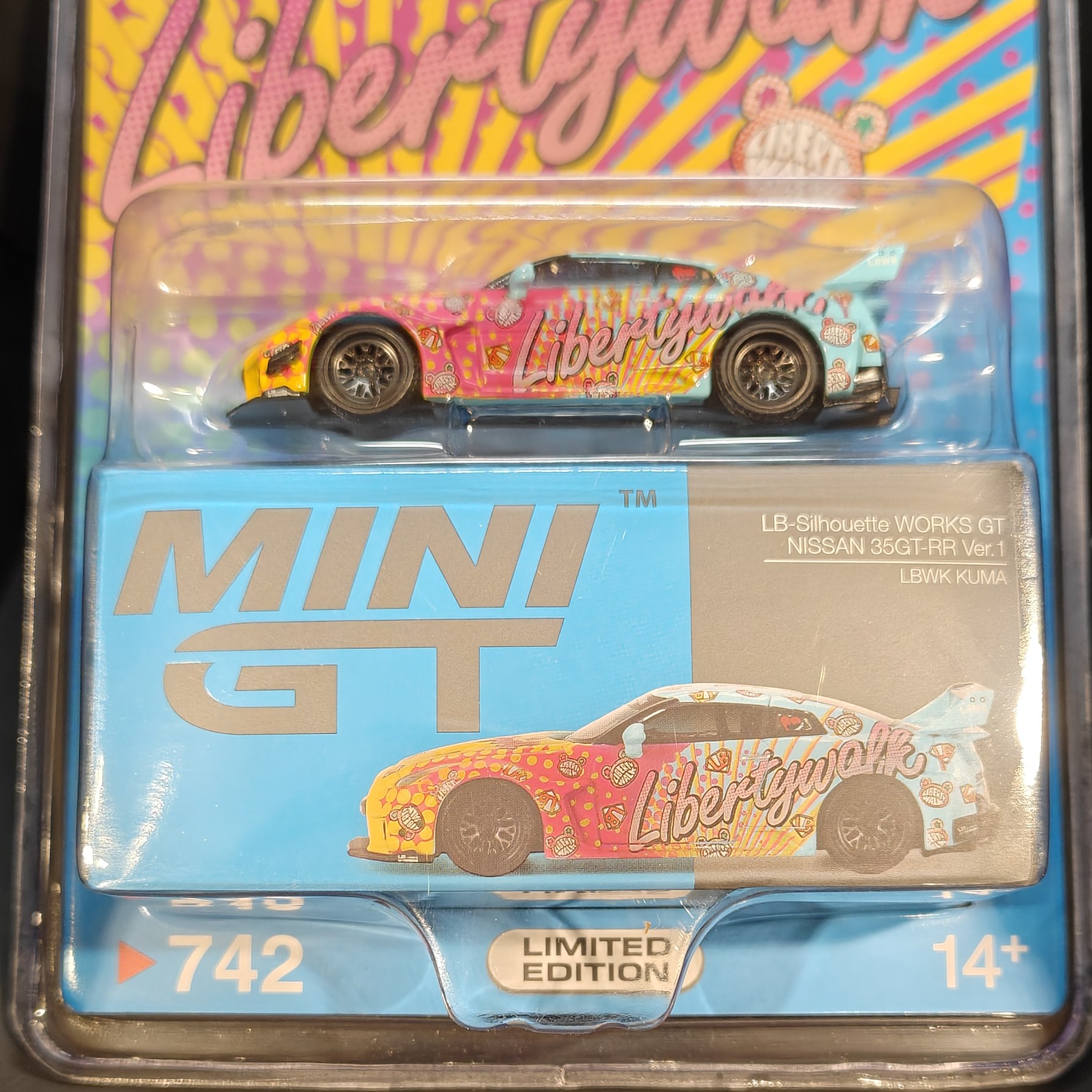 minigt 1:64尼桑天际线GTR35-RR LBWK KUMA合金汽车模型编号742